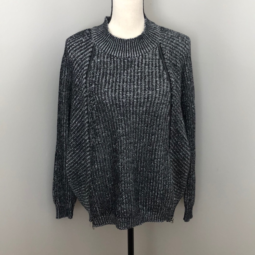 Gorgeous Black Zipper Detailed Sweater